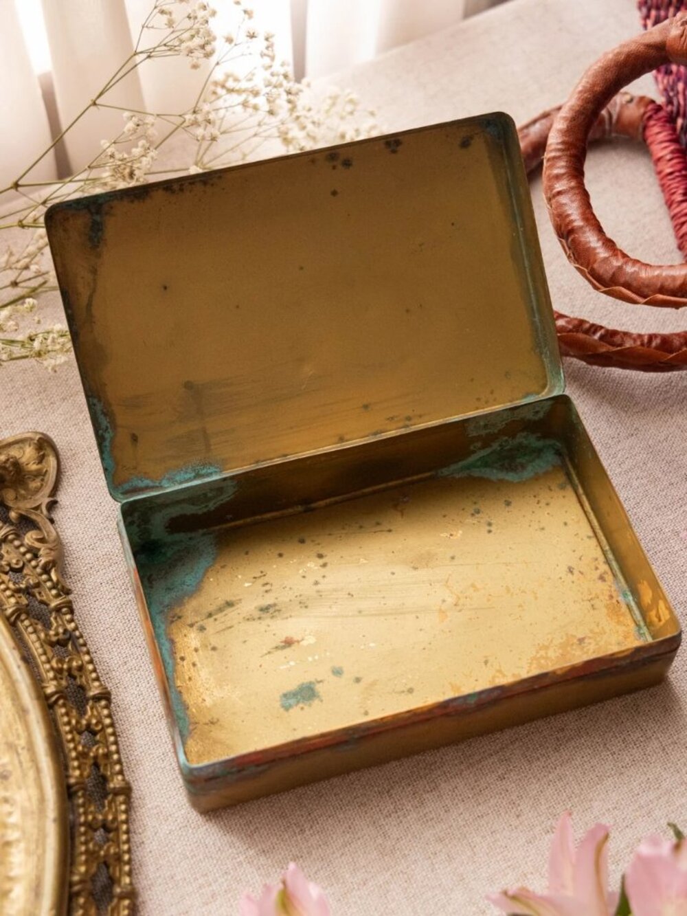Antique Brass Rectangular Apollo Chocolate Candy Box - Picture 15 of 16